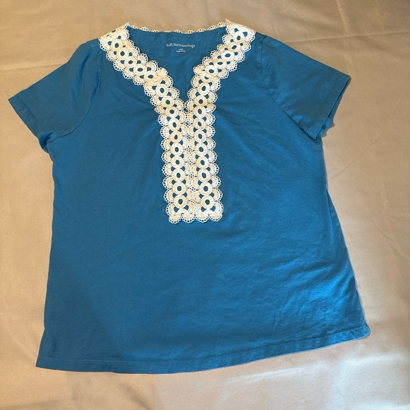 2/$35 SOFT SURROUNDINGS L Kaitlyn Embroidered Knit Tunic Top Cottagecore Lace - Picture 2 of 7